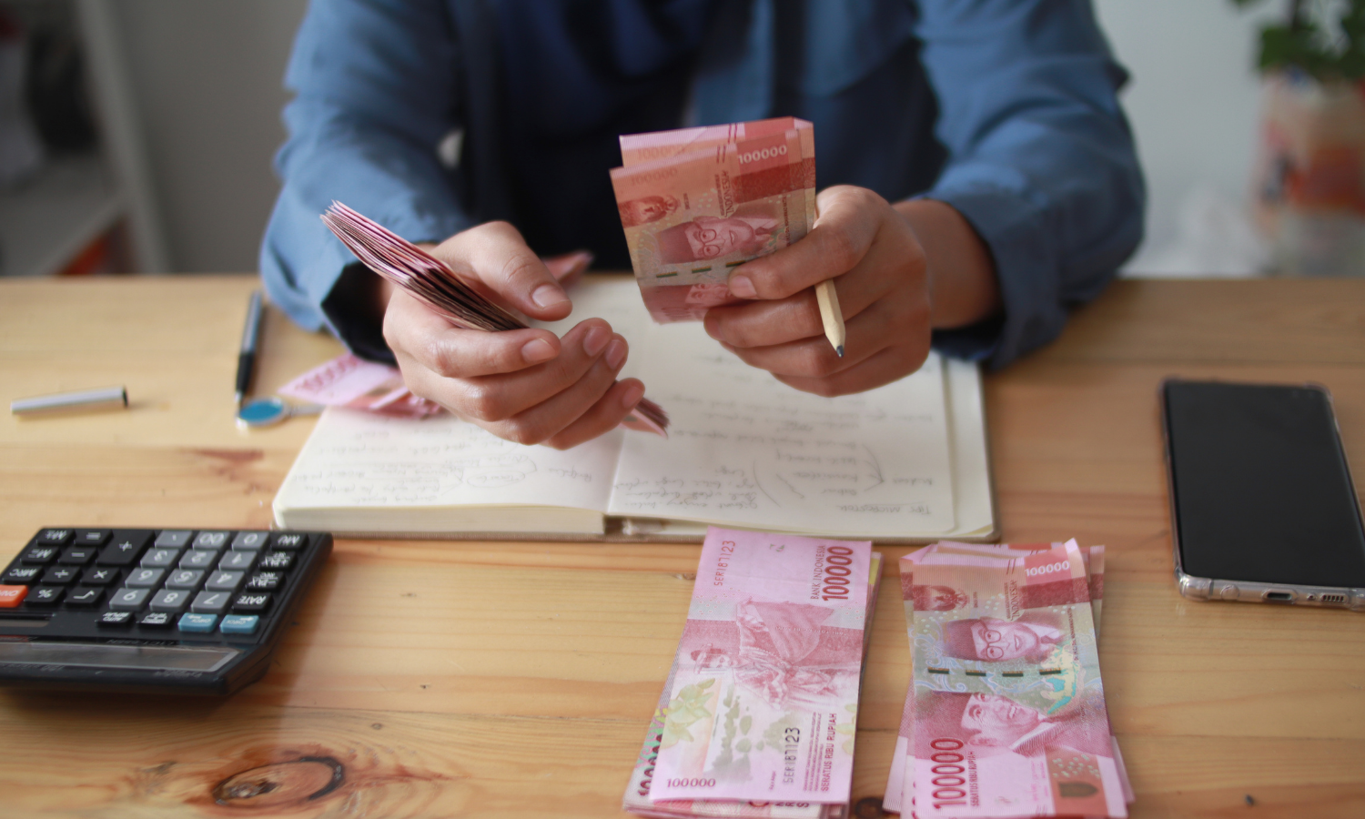 Tips Bijak Mengelola Uang Saku Selama di Tanah Suci